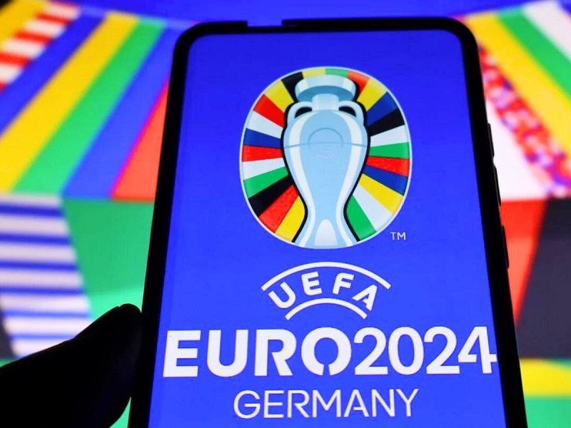 Khám phá tin tức mới nhất về EURO 2024 trên kênh thông tin bóng đá uy tín. Cập nhật thông tin về lịch thi đấu, kết quả trận đấu, và bảng xếp hạng EURO chính xác từ các chuyên gia.